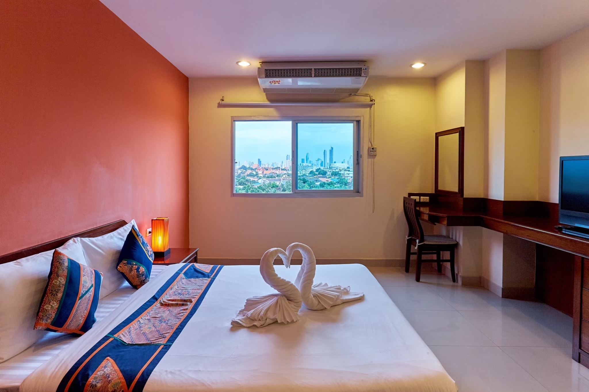 LINE_ALBUM_Studio no balcony_250409_5